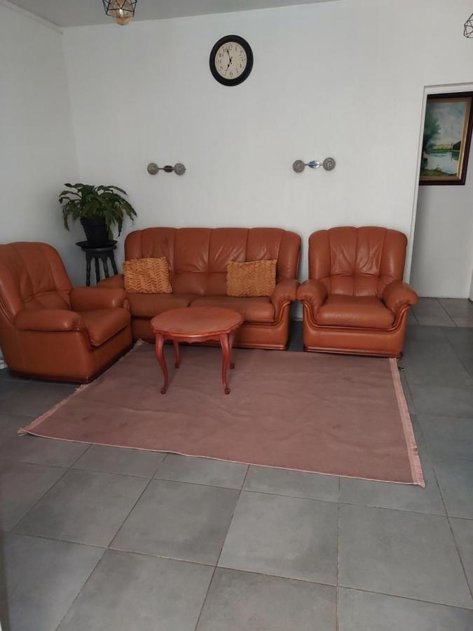 Appartement Meuble Avec Deux Chambres Moulins  Eksteriør billede